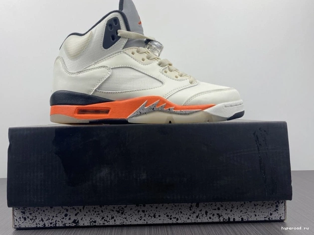 5 Total Orange DC1060-100 Retro Jordan 0802